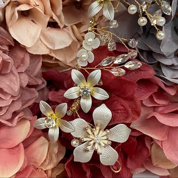 Romantic Rose Gold Flower Crystal Pearl Tiara Headdress - Picture 12 of 16